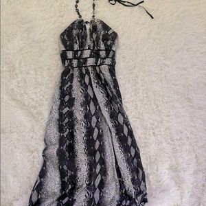 Women’s dress